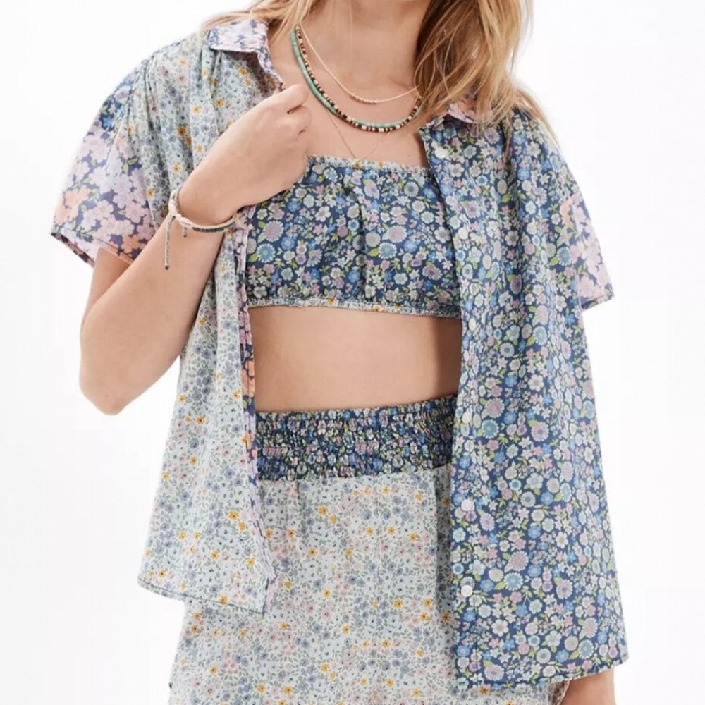 American Eagle Button Down Shirt Womens XL Blue Pink Floral Patchwork Oversized